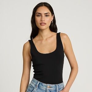 NEW Express Body Contour High Compression Scoop Neck Bodysuit - Black